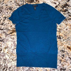 Banana Republic Short Sleeve V-Neck Sweater w/ Bow